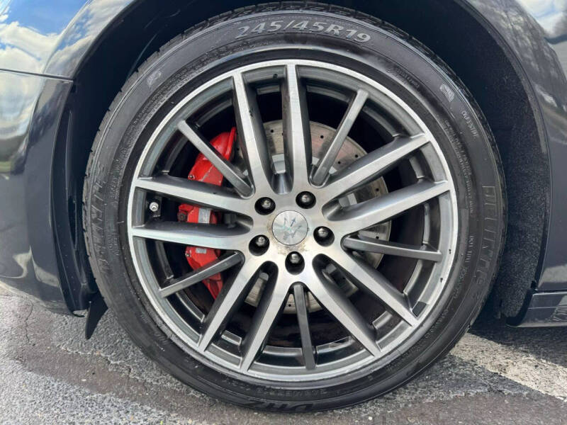 2015 Maserati Ghibli