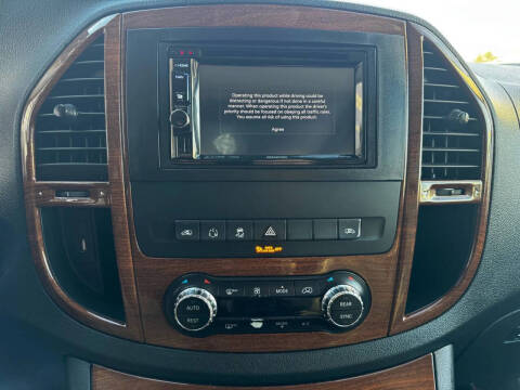 2017 Mercedes-Benz Metris