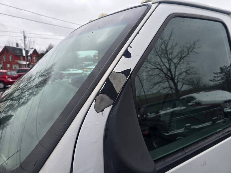 2011 Ford E-Series E-450 SD