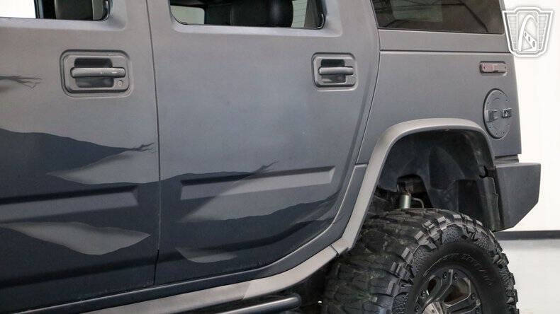 2003 HUMMER H2