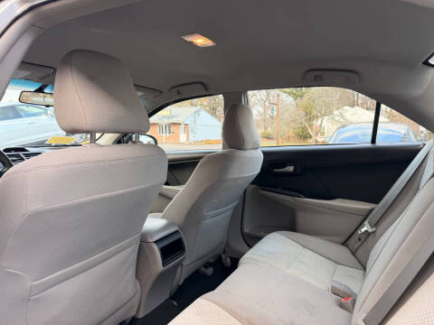 2014 Toyota Camry LE