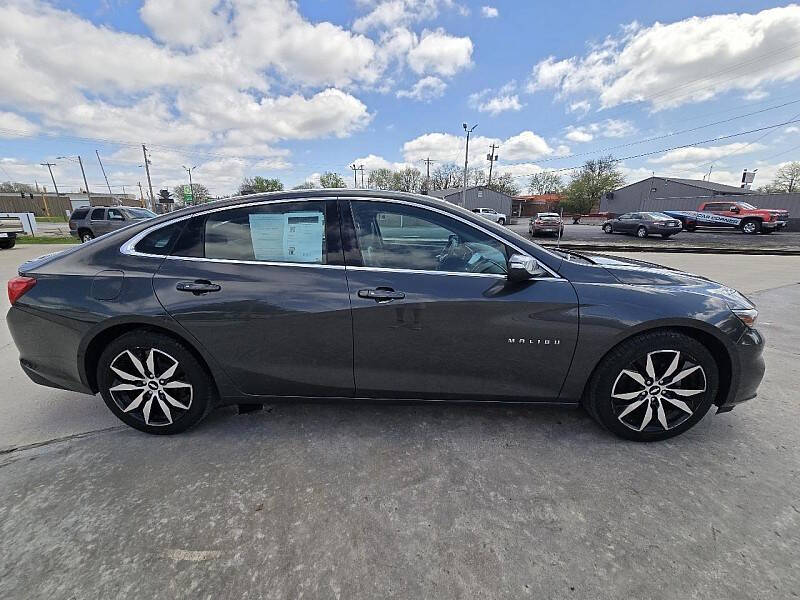 2017 Chevrolet Malibu LT