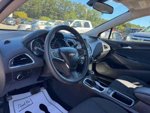 2017 Chevrolet Cruze LT Auto