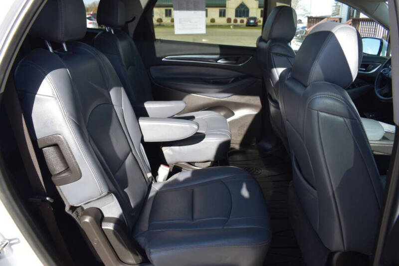 2021 Buick Enclave Essence