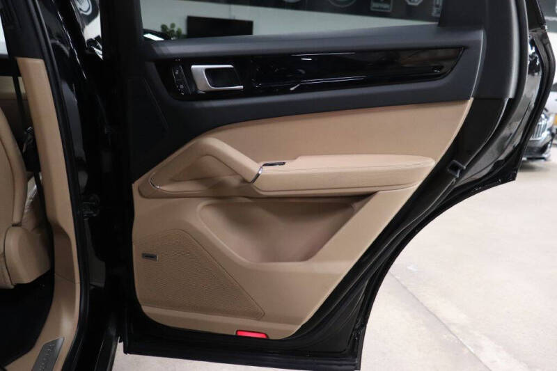 2022 Porsche Cayenne