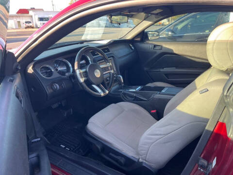 2014 Ford Mustang V6