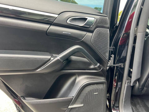 2012 Porsche Cayenne S