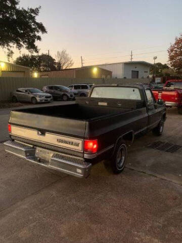 1987 Chevrolet Silverado 1500 SS Classic