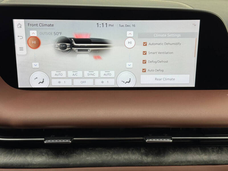 2024 Genesis G90 3.5T e-Supercharger