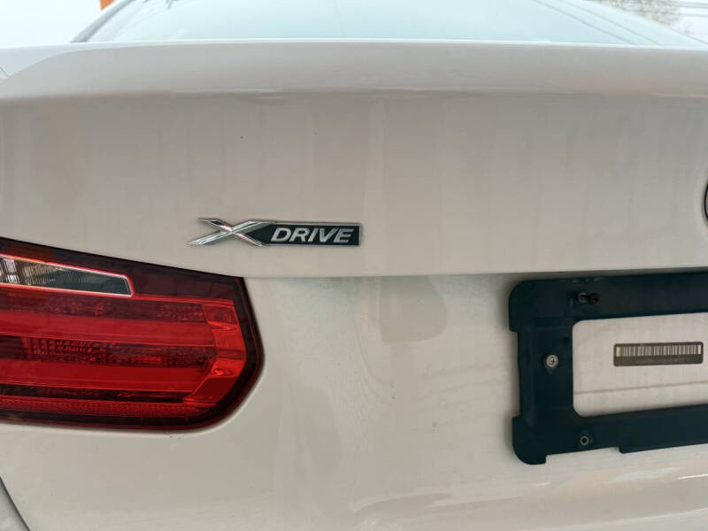 2015 BMW 3 Series 328i xDrive