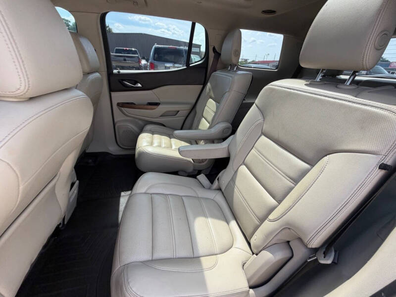 2019 GMC Acadia Denali