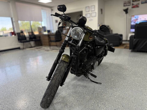 2016 Harley-Davidson IRON 8