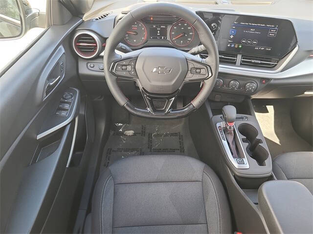 2026 Chevrolet Trax RS