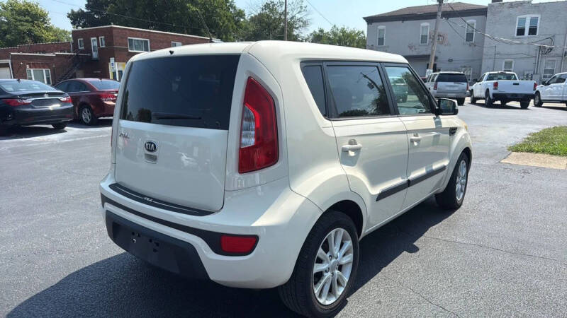 2013 Kia Soul +