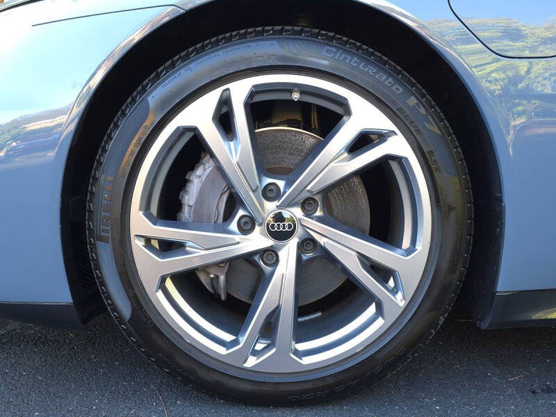 2023 Audi e-tron GT quattro Premium Plus