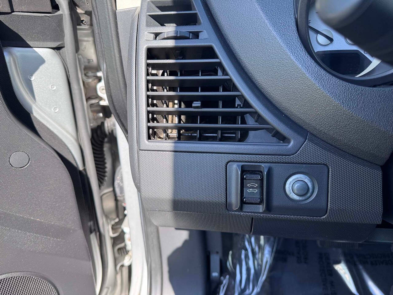2009 Chrysler Sebring 6