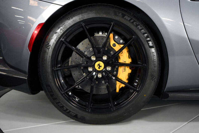 2023 Ferrari 812 GTS