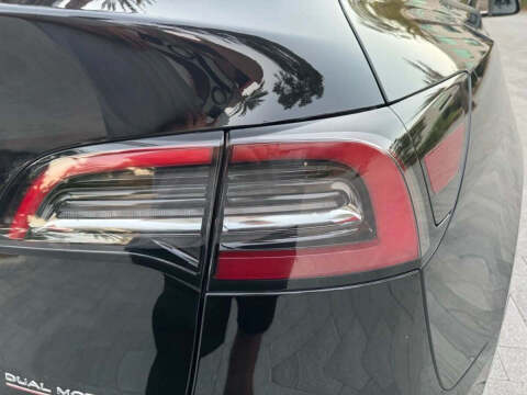 2024 Tesla Model Y Performance