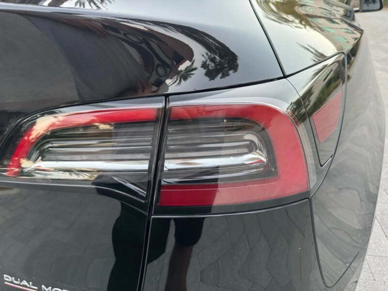 2024 Tesla Model Y Performance