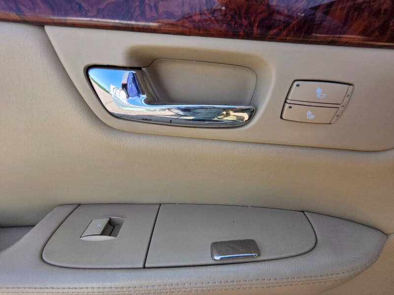 2006 Cadillac DTS Luxury III