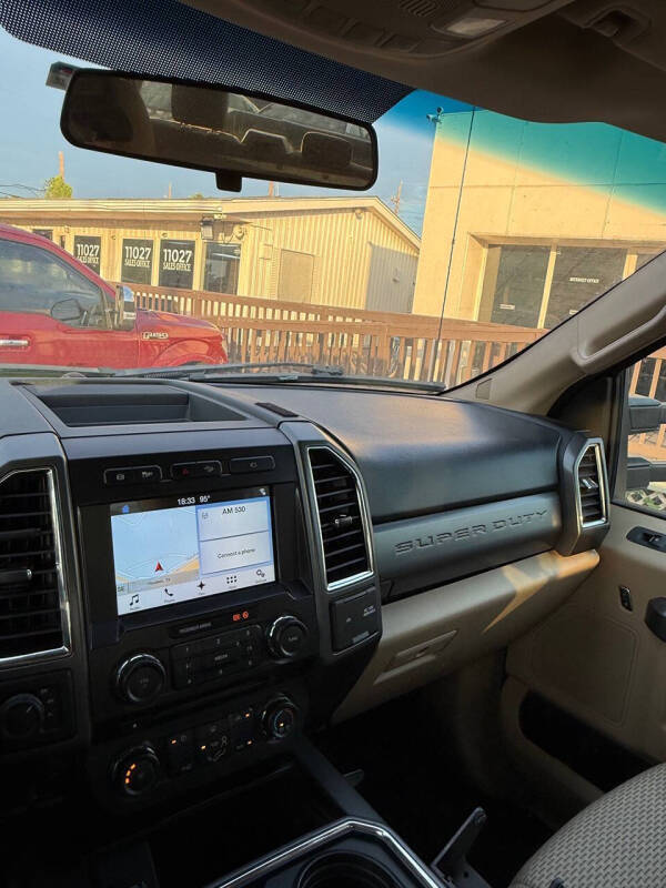 2017 Ford F-350 Super Duty XLT