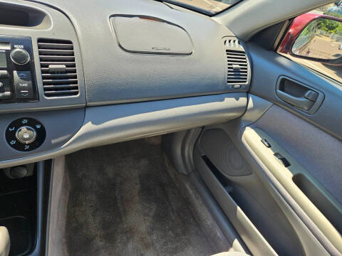 2003 Toyota Camry LE