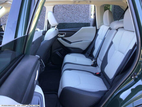 2024 Subaru Forester Premium