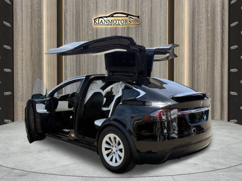 2020 Tesla Model X Long Range