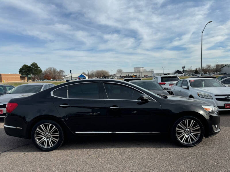 2015 Kia Cadenza Premium photo 23