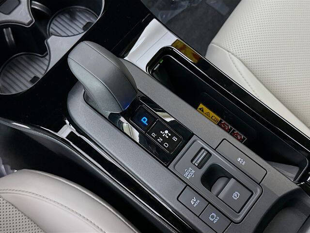 2024 Toyota Prius XLE