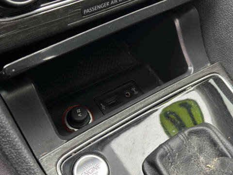 2018 Volkswagen Passat 2.0T SE