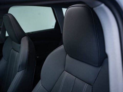 2025 Audi Q5 quattro Prestige TFSI