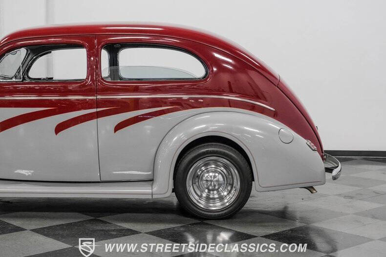 1940 Ford Tudor