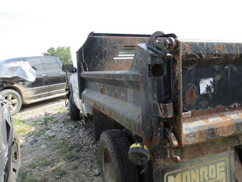 2006 Chevrolet DRW Dump Box
