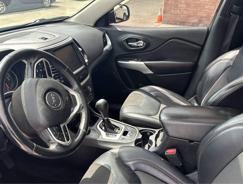 2017 Jeep Cherokee Trailhawk