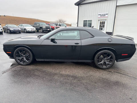 2015 Dodge Challenger SXT Plus