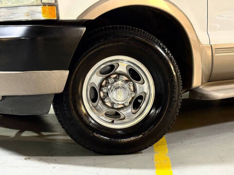 2004 Ford Excursion Eddie Bauer