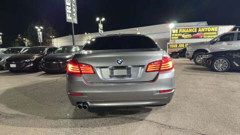 2016 BMW 5 Series 528i