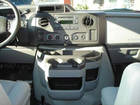 2013 Ford E-Series E-350 SD XLT