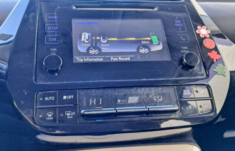 2017 Toyota Prius One