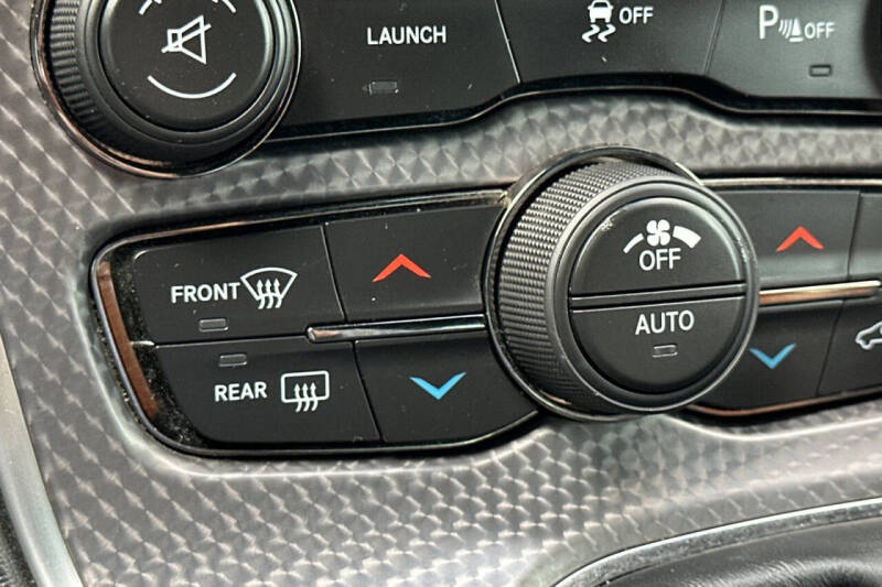 2015 Dodge Challenger SRT Hellcat