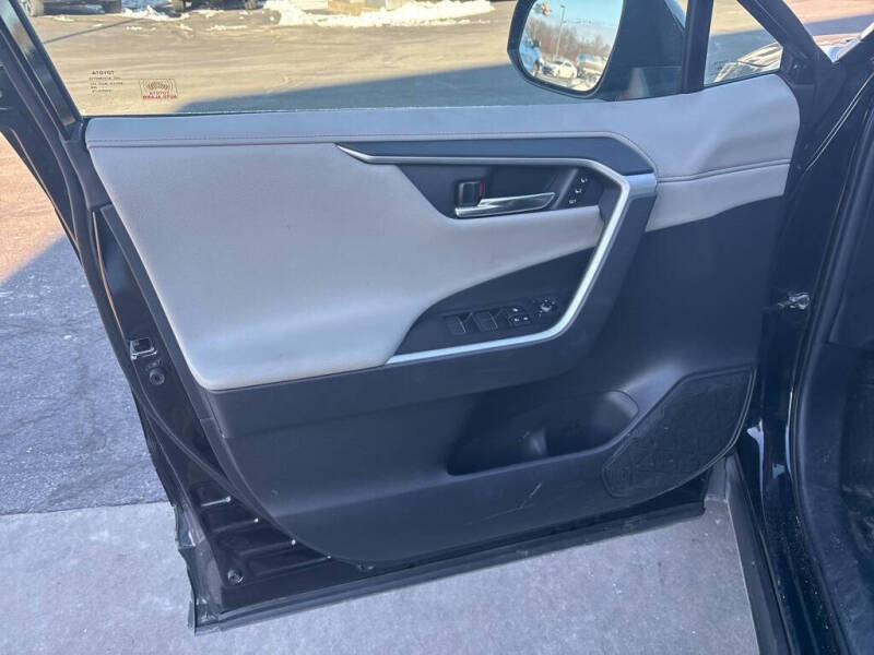 2020 Toyota RAV4 Hybrid Limited