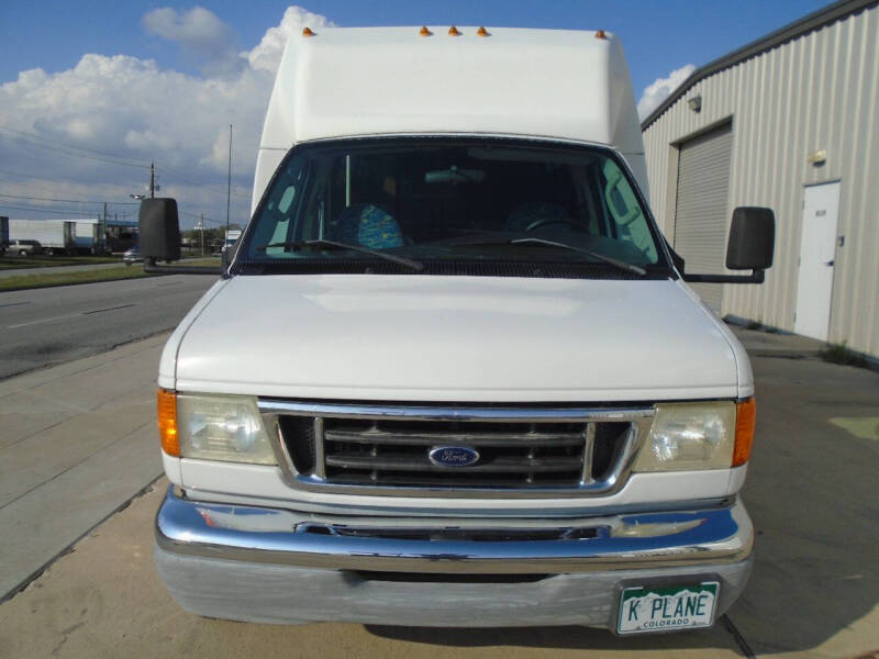 2006 Ford E-450 Motorcoach