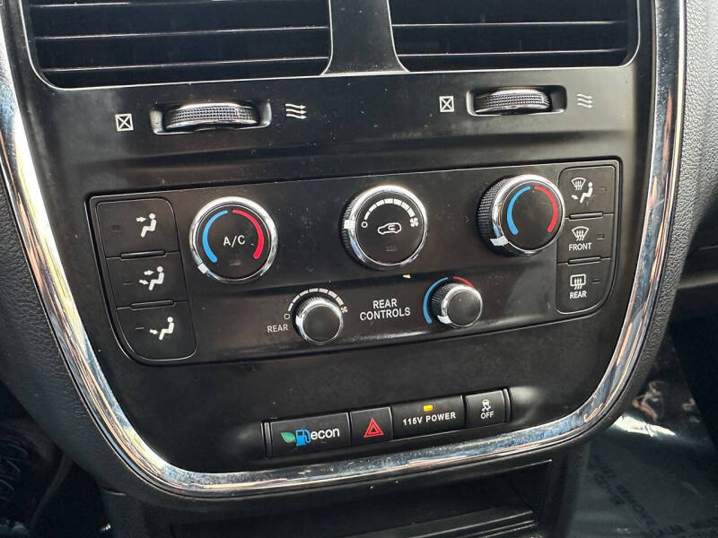 2017 Dodge Grand Caravan SE Plus