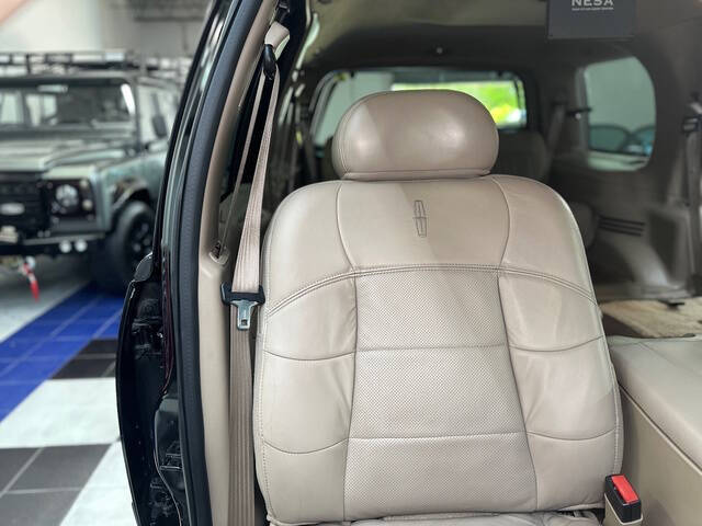 2002 Lincoln Navigator