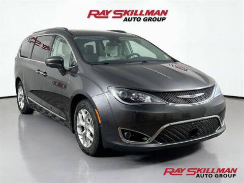 2019 Chrysler Pacifica Touring L Plus