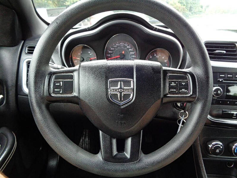 2012 Dodge Avenger SE
