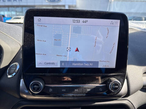 2022 Ford EcoSport SES