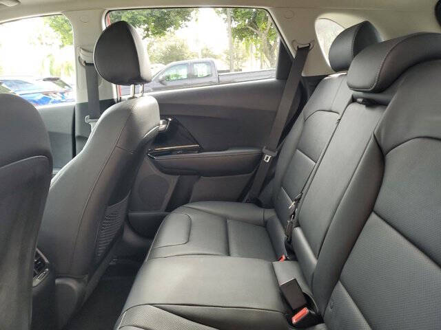 2022 Kia Niro EX Premium