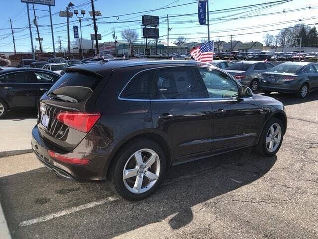 2011 Audi Q5 3.2 quattro Premium Plus
